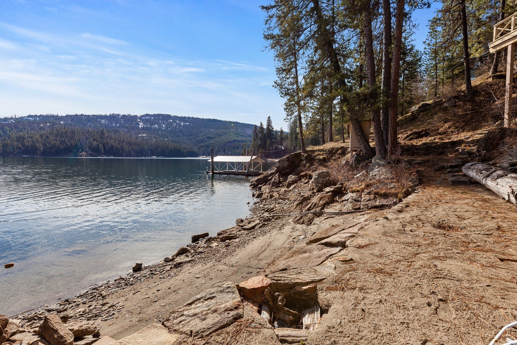 Mica Bay Cabin With 250ft Cd'a Lakefront in Coeur D Alene, ID, United ...