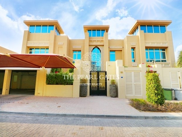 Luxury homes with air conditioning for sale in Al Rayyan Municipality, Qatar  | JamesEdition