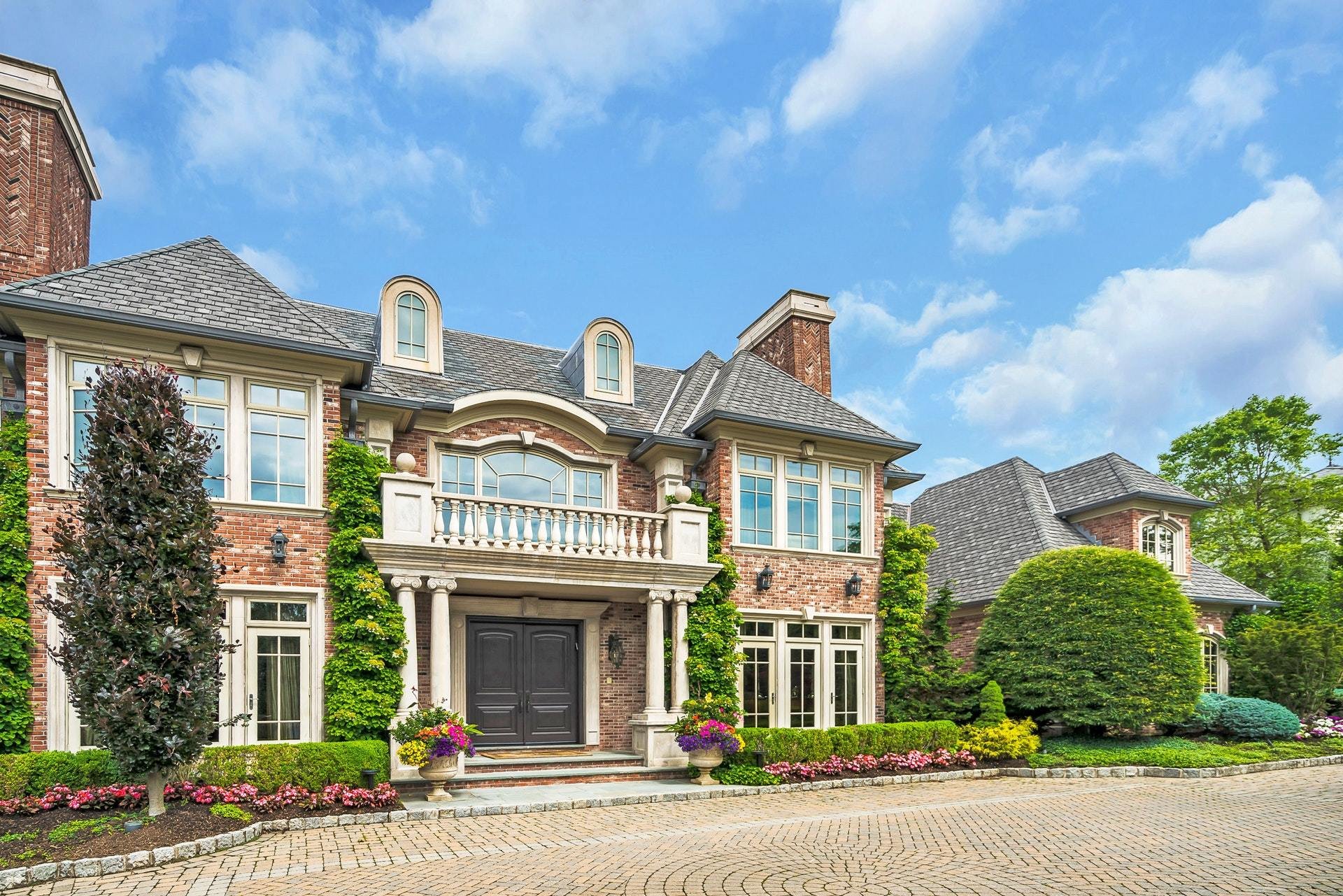 Extraordinary Manor Estate in Cresskill, NJ, United States for sale