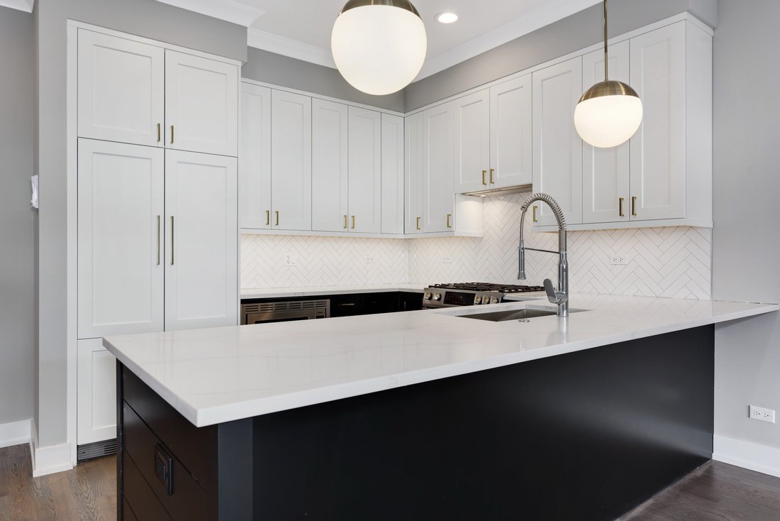 Condo in Chicago, Illinois, United States 2 - 10889026