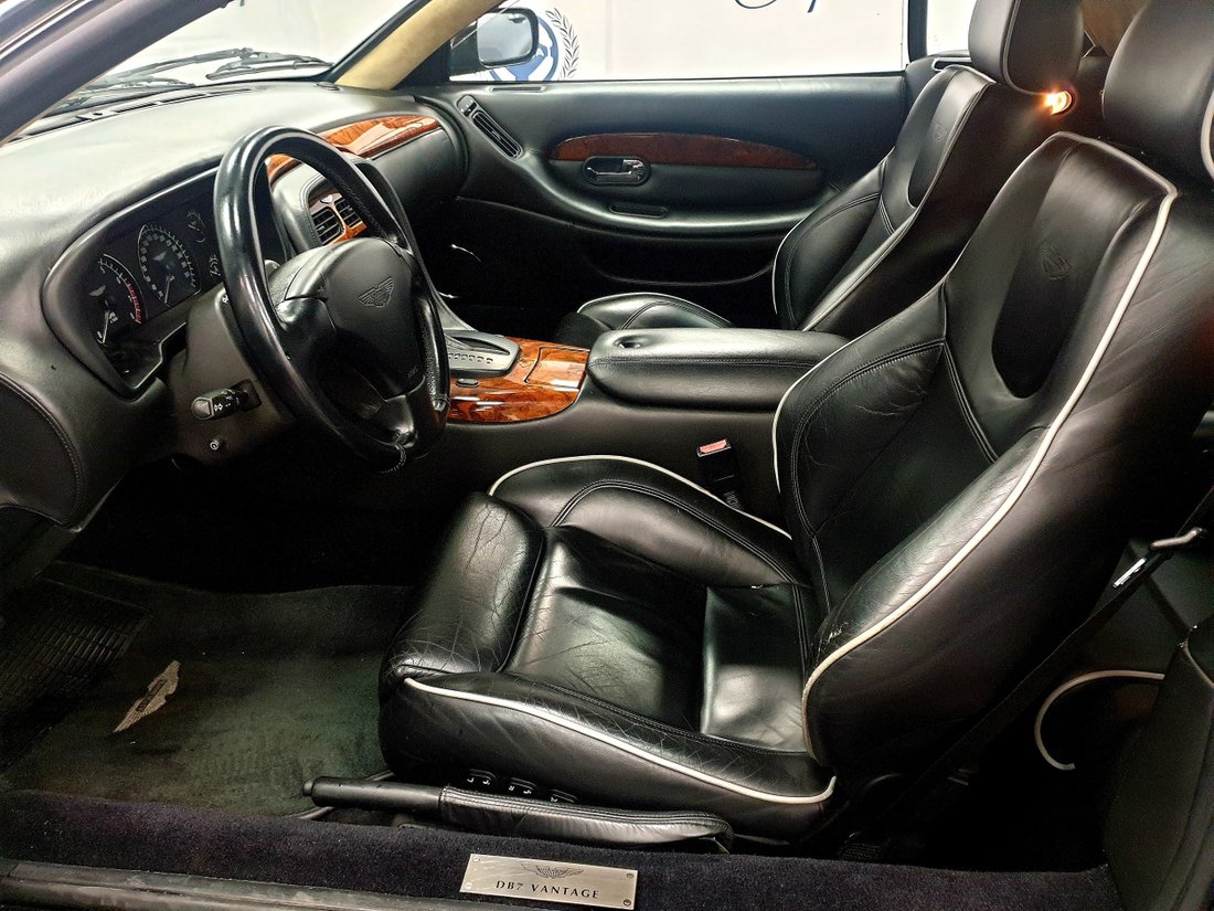 Cabriolet in Marbella, Andalusia, Spain 5 - 10889696