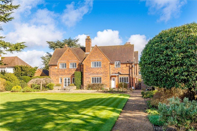 Bulstrode Way, Gerrards Cross, in Gerrards Cross, United Kingdom for ...