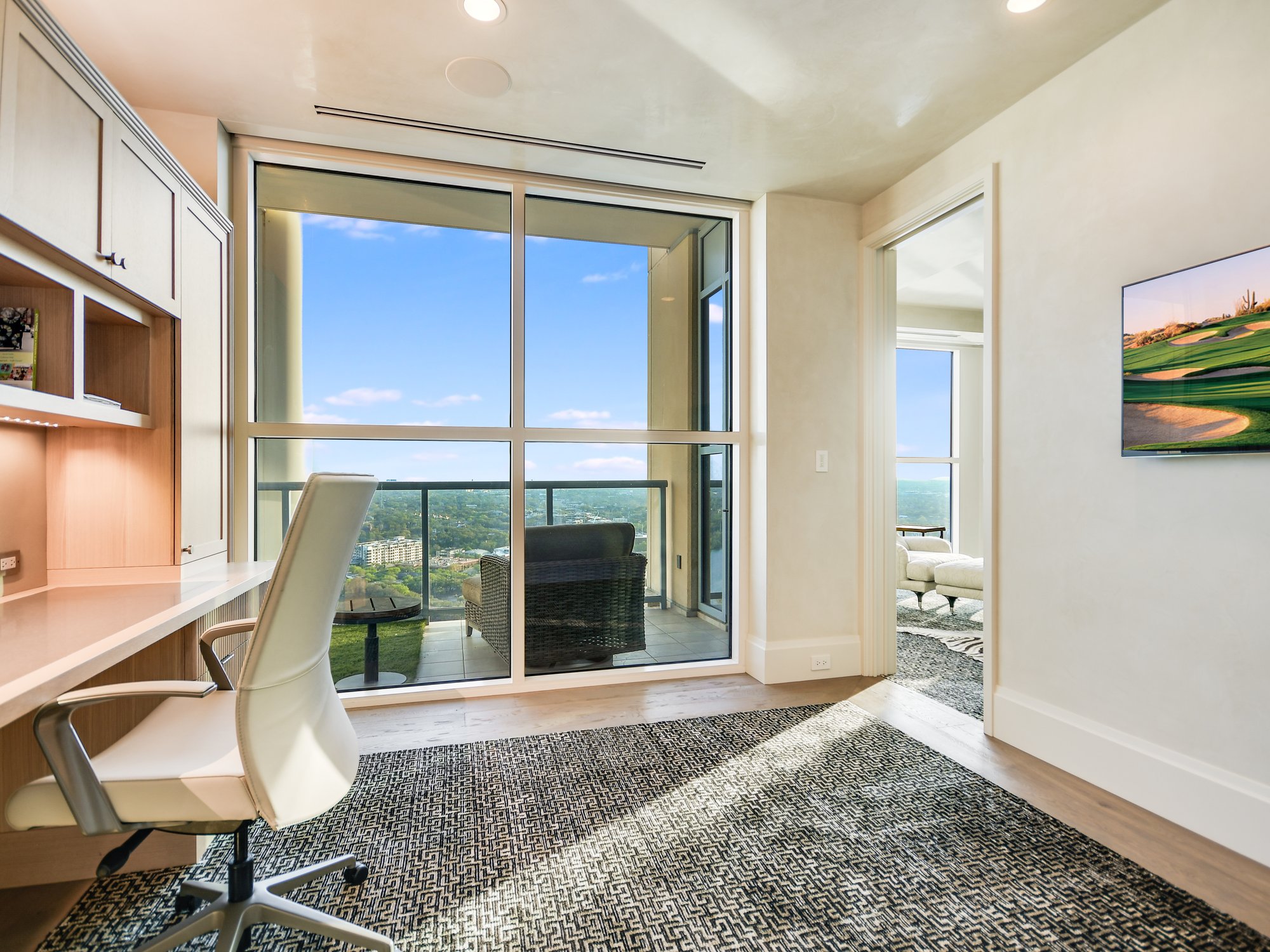 The Four Seasons, 30th Floor Penthouse in Austin, TX, United States for sale (10893313)