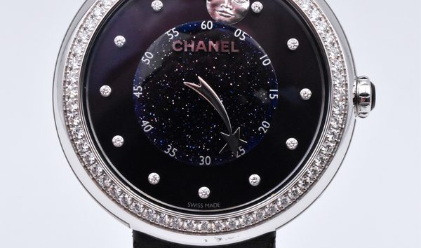 Chanel Mademoiselle Prive White Gold (10894926)