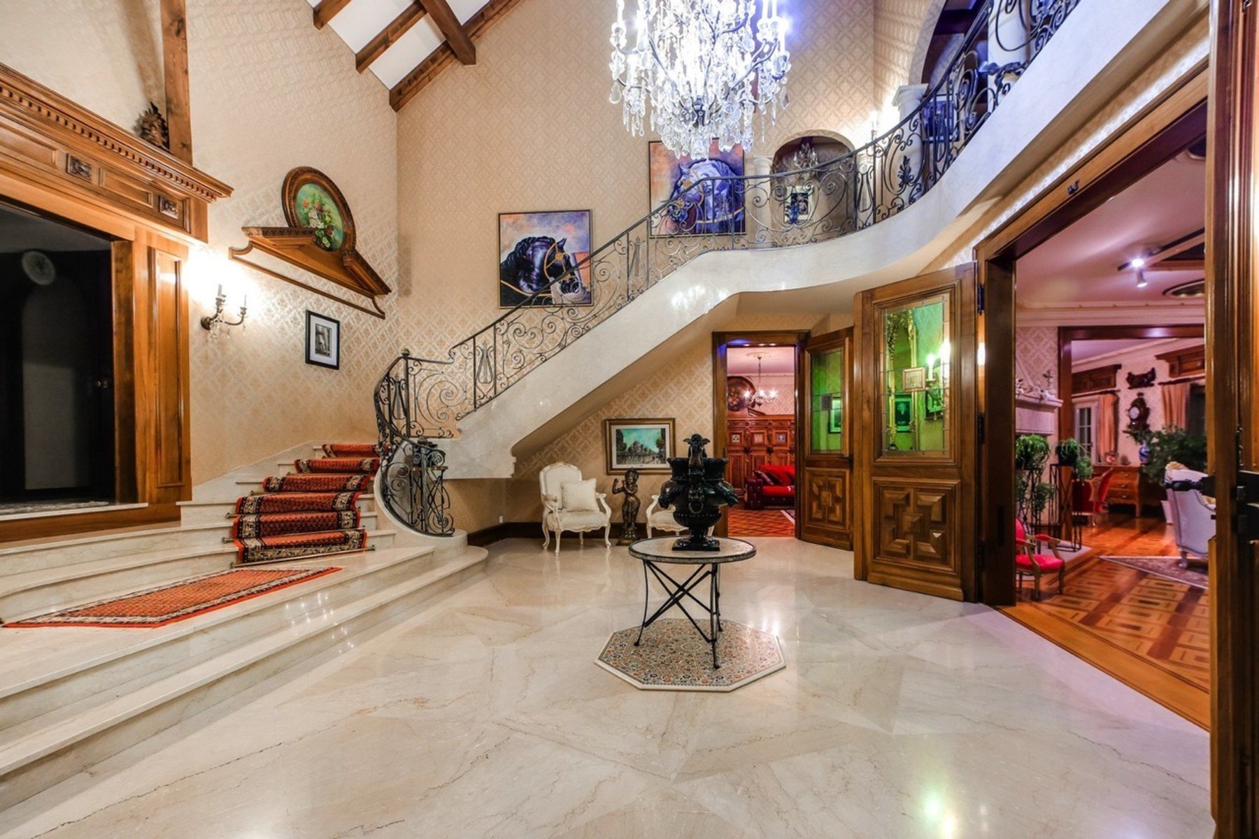 Splendid Property Of Master Prestigious And Sought in Montreux