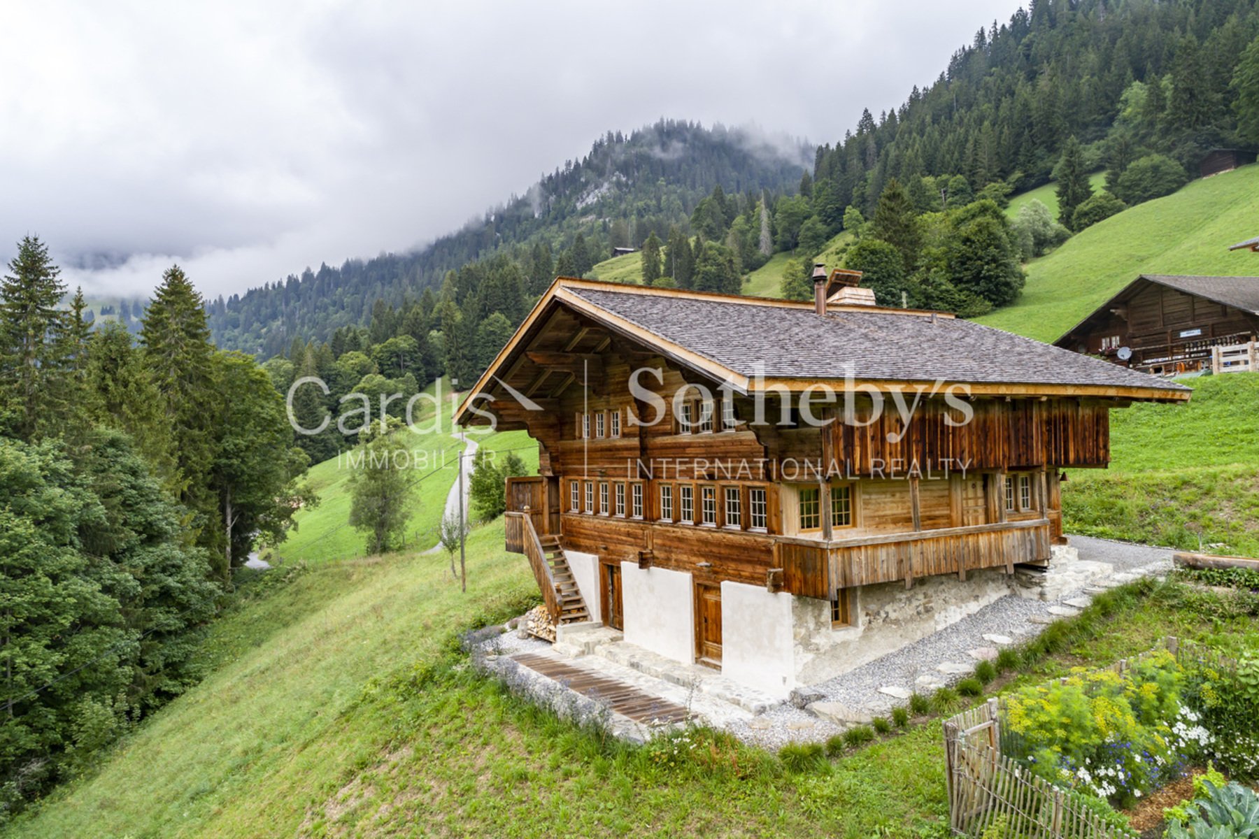 Splendid Fully Renovated Chalet In The Berner in Zwischenflüh