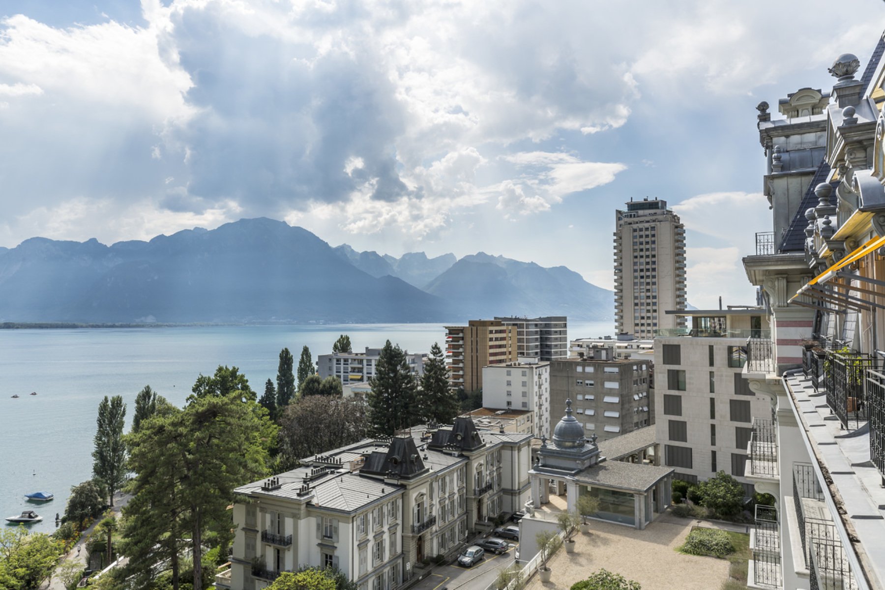 Luxury Apartment In The Historic National Building in Montreux, Switzerland for sale (10380093)