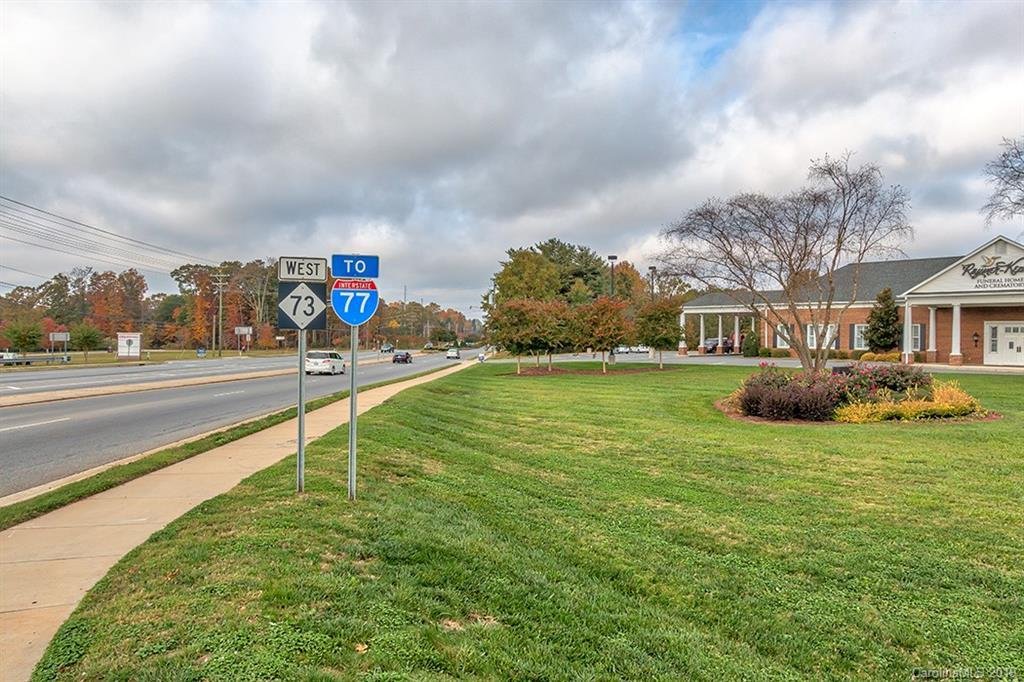 10711 Sam Furr Road, Huntersville, NC 28078 in Huntersville, NC, United States for sale (10906781)