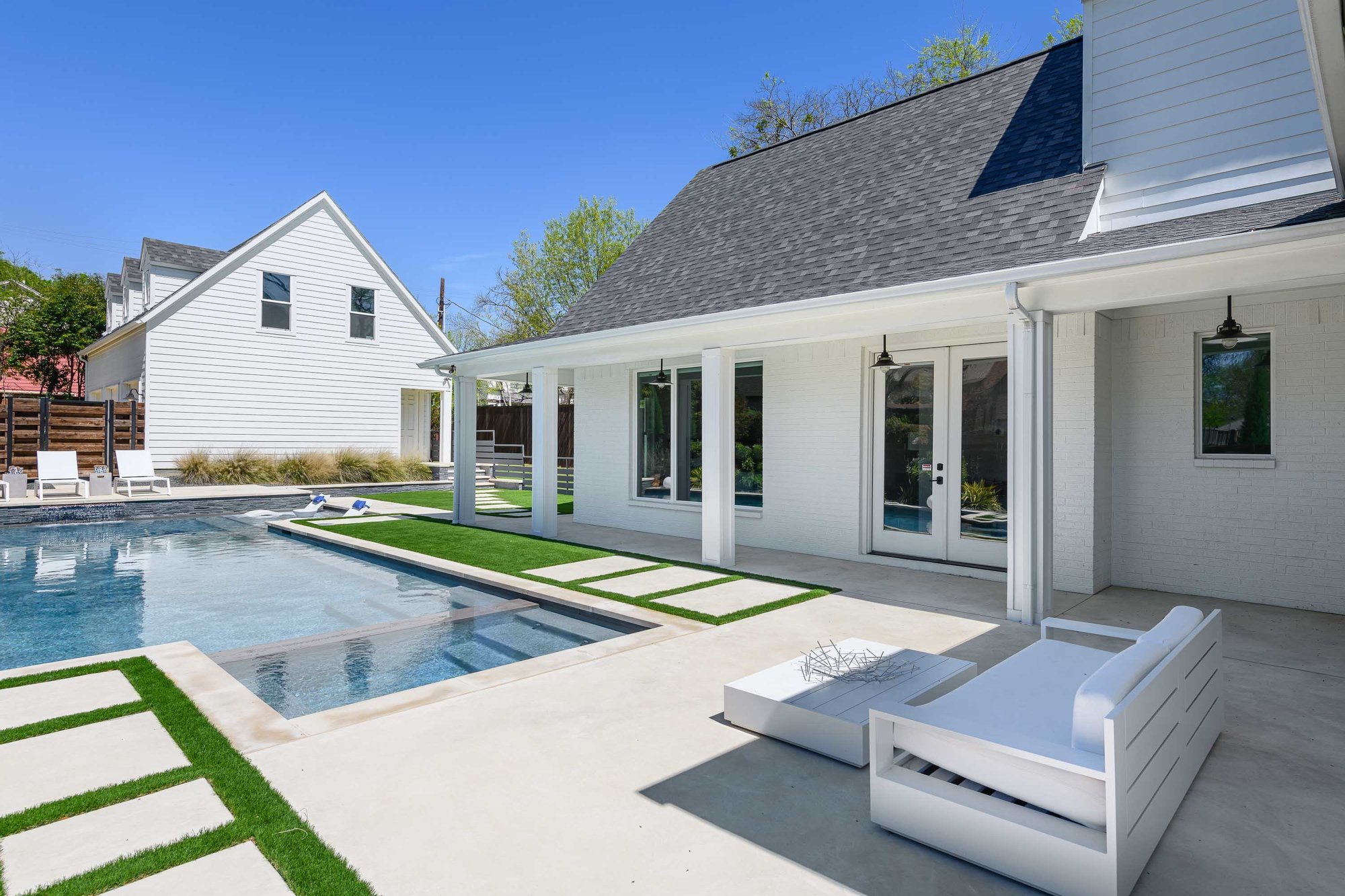 East Dallas Modern Farmhouse in Dallas, TX, United States for sale