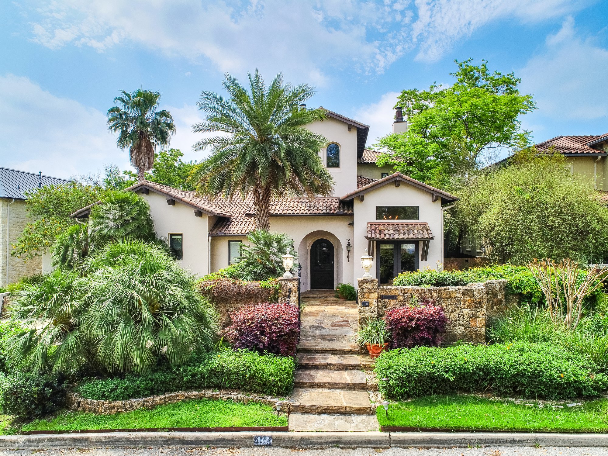 Stunning Terrell Hills Sanctuary In San Antonio, Tx, United States For