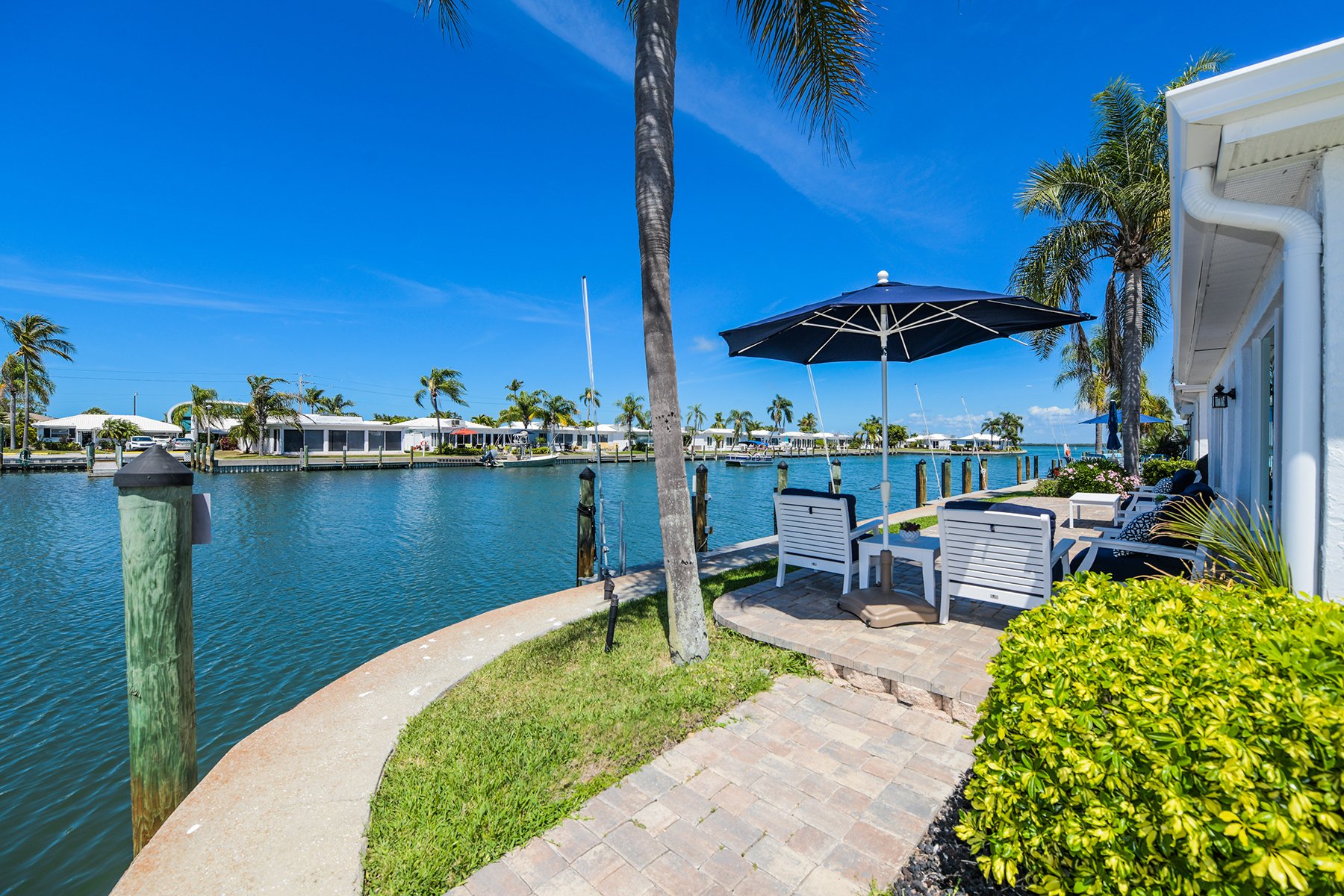 homes for sale in spanish main yacht club