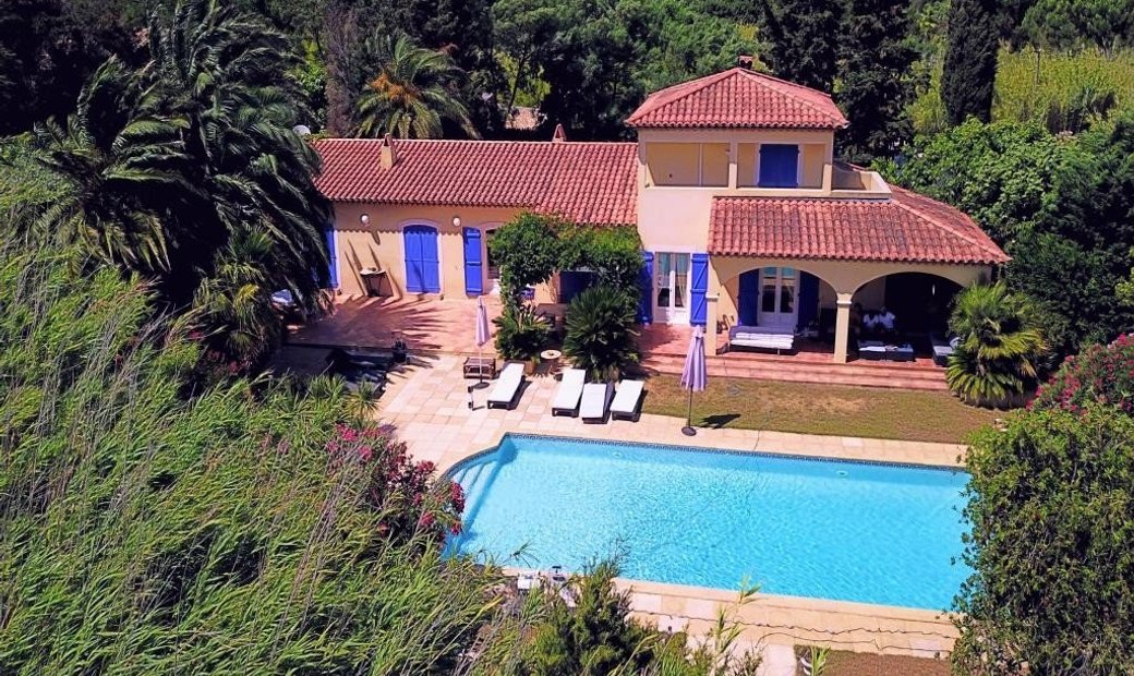 Beautiful villa in Ramatuelle, Pampelonne beach on foot. in France for ...