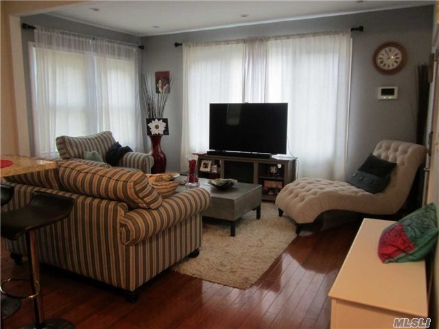 House in New York, New York, United States 3 - 10138928