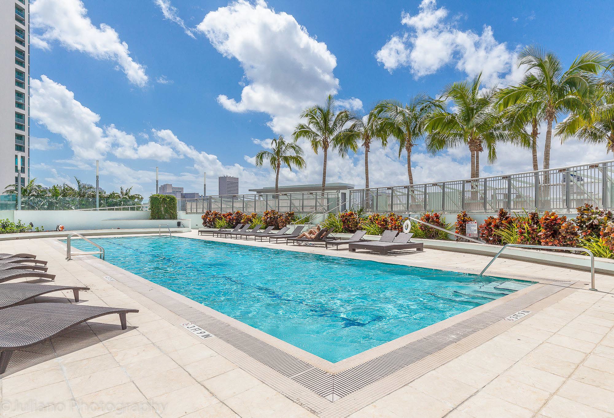 3 Bedrooms Apartment in Miami, FL, United States for sale (10924584)