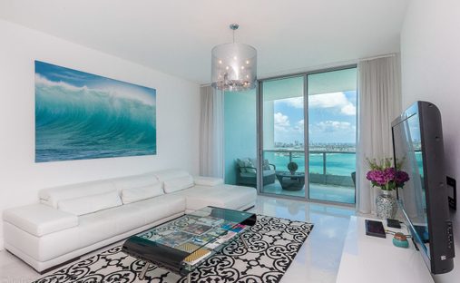 3 Bedrooms Apartment in Miami, FL, United States for sale (10924584)