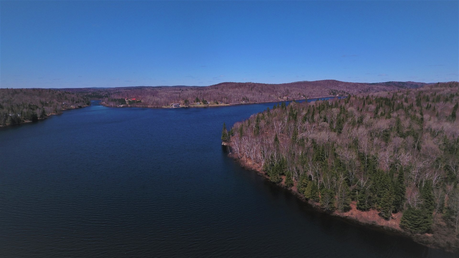 12 Ch. du LacMacaza, La Macaza, QC J0T1R0 MLS12657018 in La Macaza