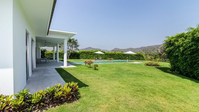 Villa in Hin Lek Fai, Prachuap Khiri Khan, Thailand 3 - 10941890