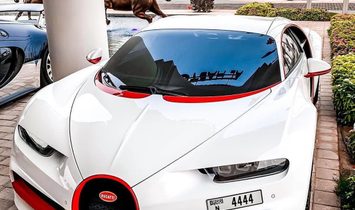  Jacob & Co. 捷克豹 [NEW] Bugatti Chiron White 16 Cylinder Piston Engine Tourbillon (Retail:US$280,000)
