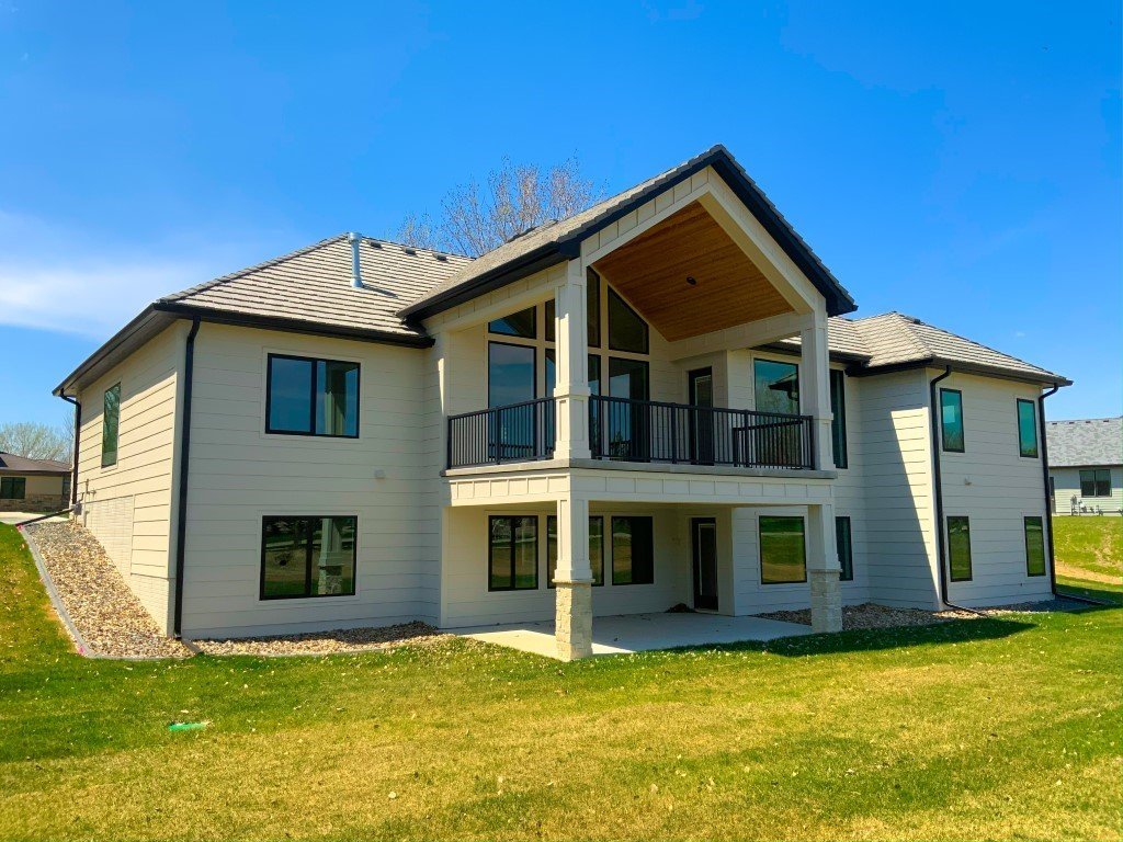 3 Bedrooms Single Family Attached in Dakota Dunes, SD, United States