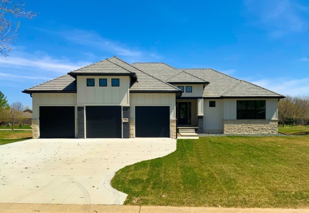 3 Bedrooms Single Family Attached in Dakota Dunes, SD, United States