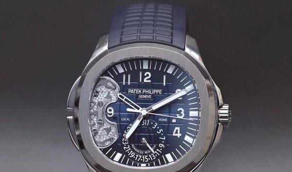 Watches - 563 Patek Philippe for sale on JamesEdition