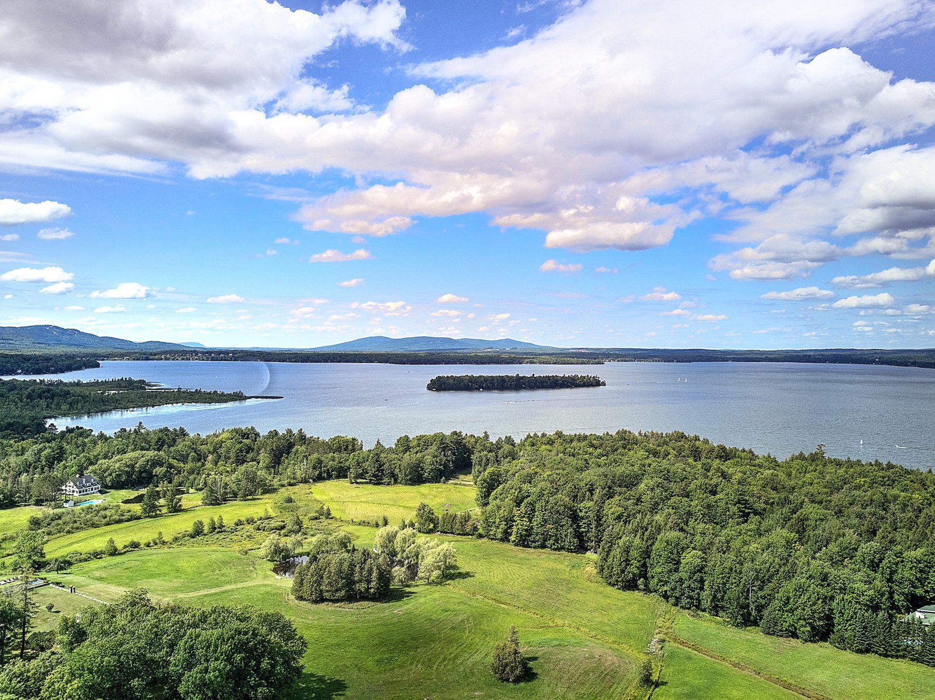 LacBrome, QC in LacBrome, Canada for sale (10946233) LacBrome, QC in LacBrome, Canada for sale (10946233)