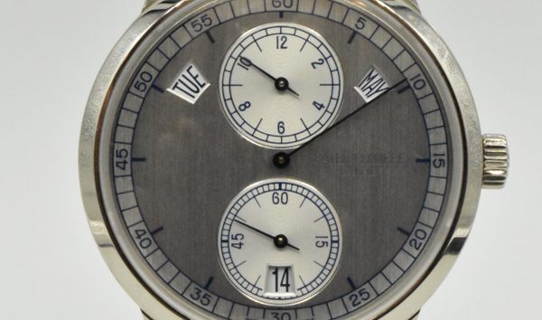 Patek Philippe Annual Calendar White Gold (10956351)