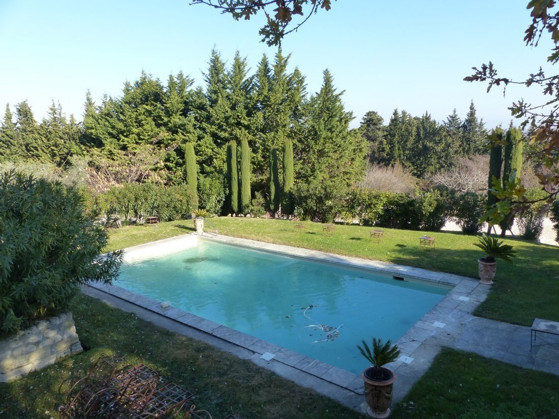 Estate in Saint-Rémy-de-Provence, Provence-Alpes-Côte d'Azur, France 2 - 10957130