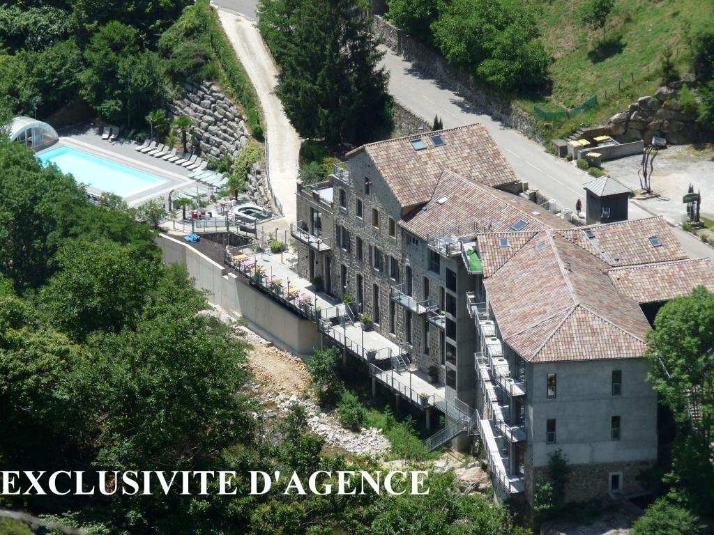 Estate in Vallées-d'Antraigues-Asperjoc, Auvergne-Rhône-Alpes, France 1 - 10957155