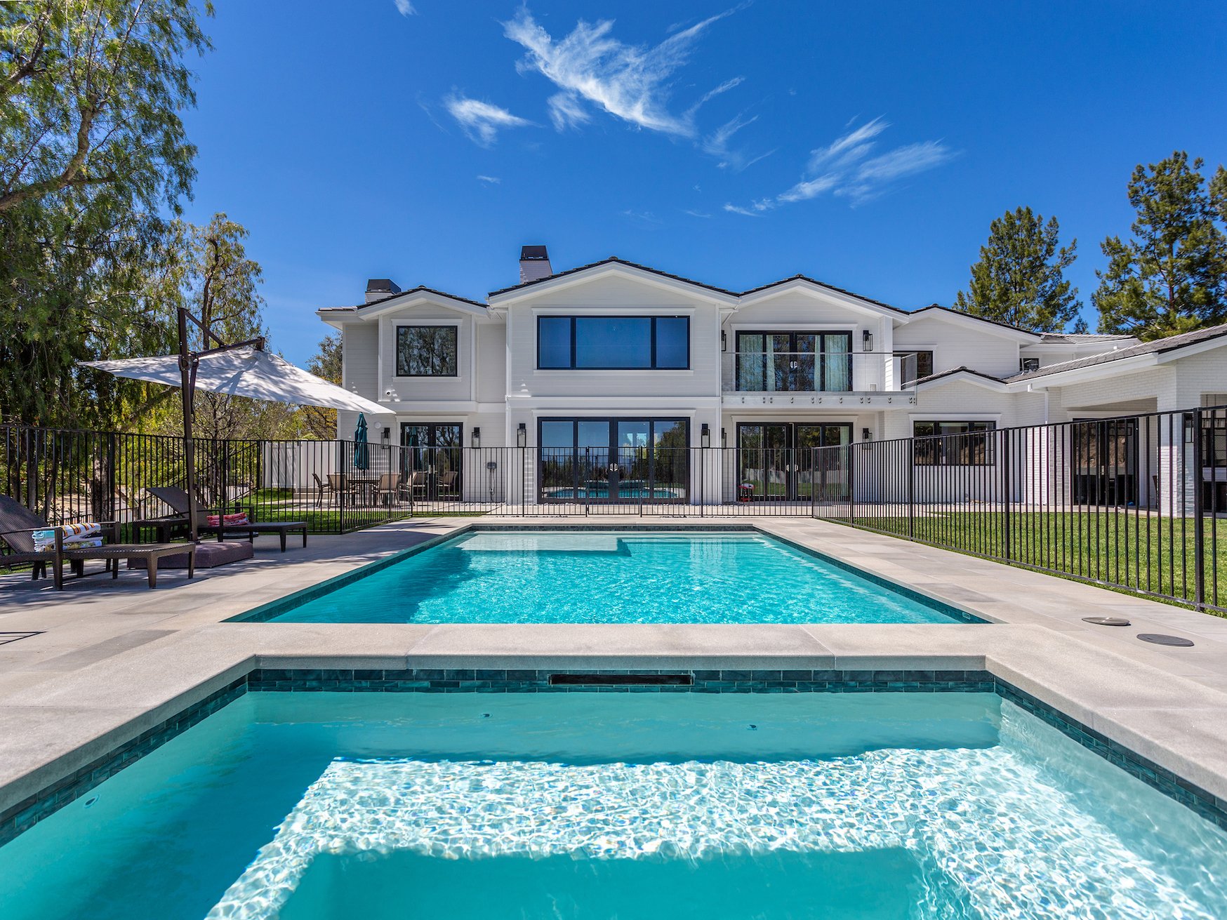 Stunning Reimagined Hidden Hills Estate in Hidden Hills, CA, United