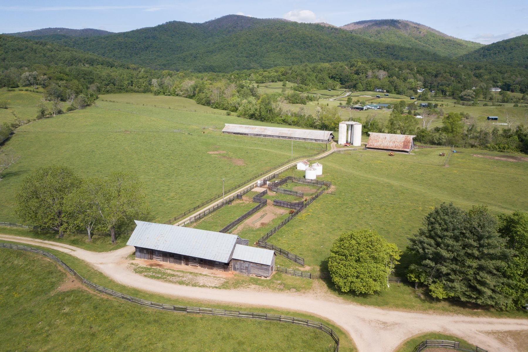 Piedmont Farm In Sperryville, Virginia, United States For Sale (10895004)