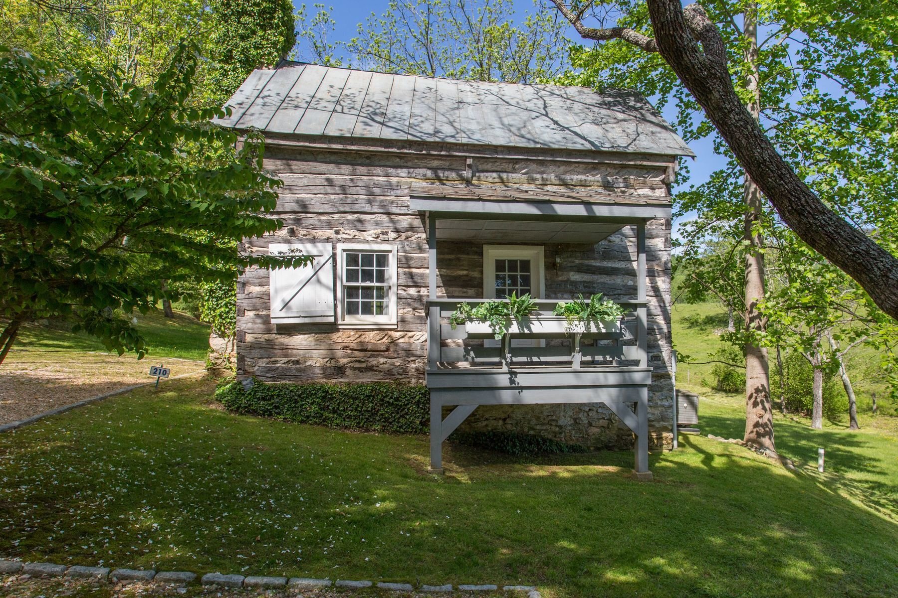 Piedmont Farm In Sperryville, Virginia, United States For Sale (10895004)