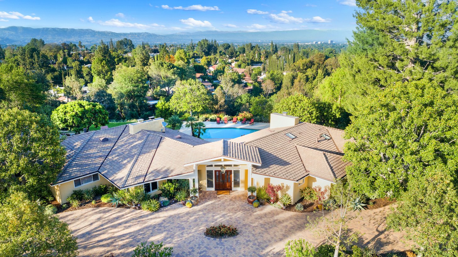 HIGHLY SOUGHT AFTER AND DESIRABLE HIDDEN in Hidden Hills, CA, United ...