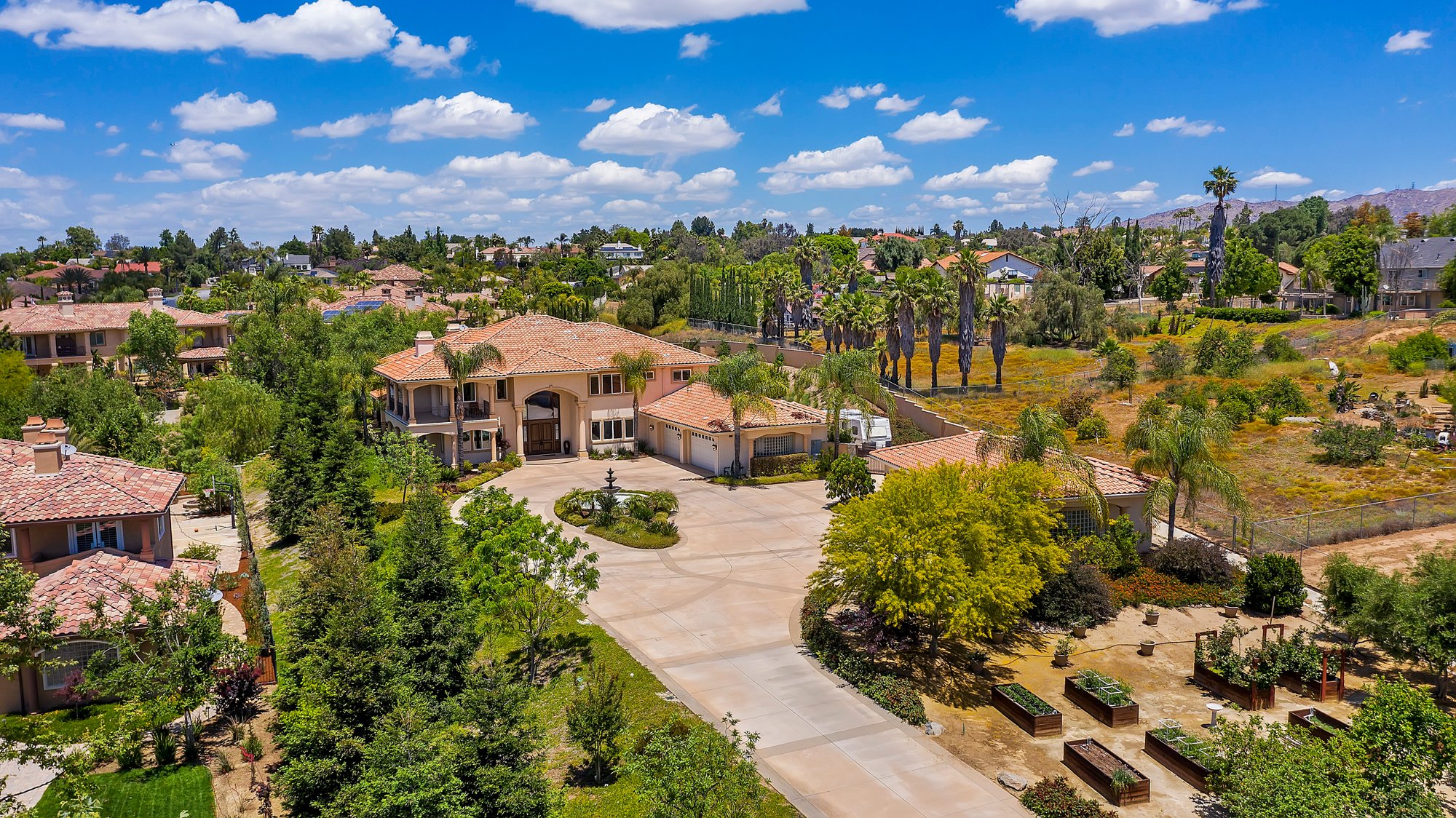 18506 Moss Road in Riverside, CA, United States for sale (10971744)