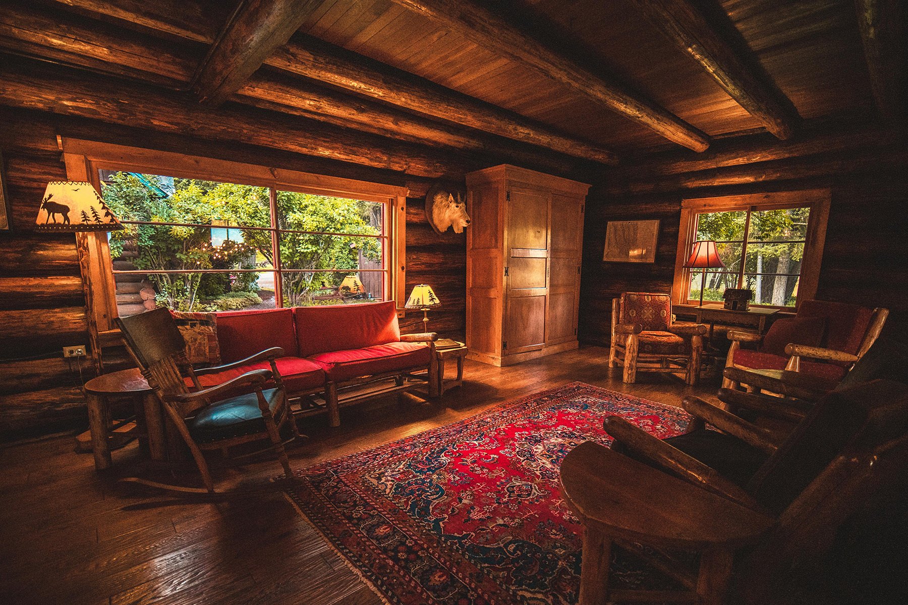 Holland Lake Lodge In Condon, Mt, United States For Sale (10978319)