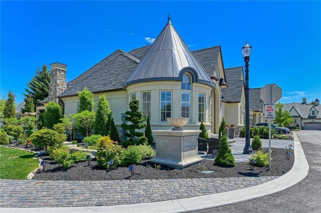 One Of A Kind Luxury Custom Home In Niagara On The Lake, Ontario