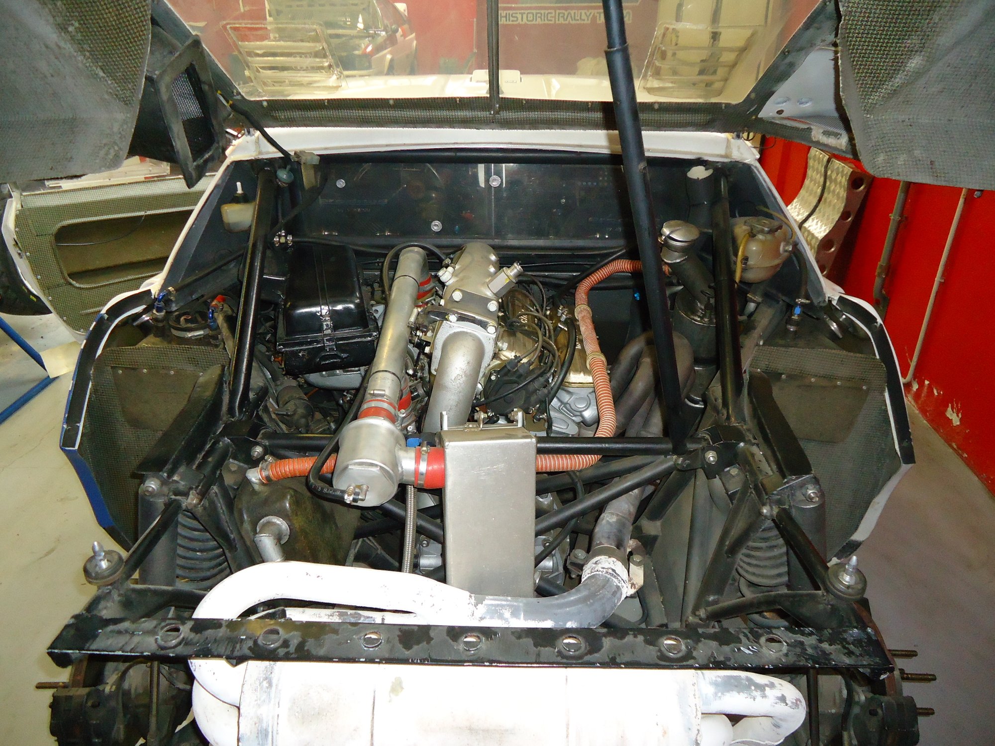 Lancia 037 engine