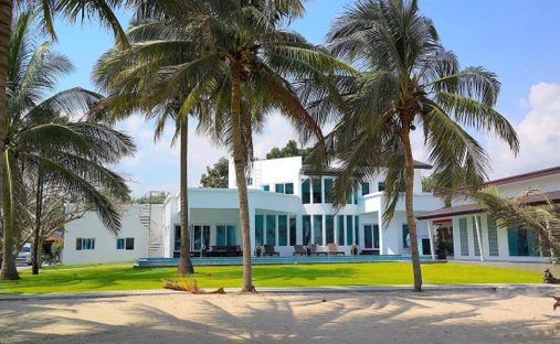 Villa in Nakhon Si Thammarat, Nakhon Si Thammarat, Thailand 1