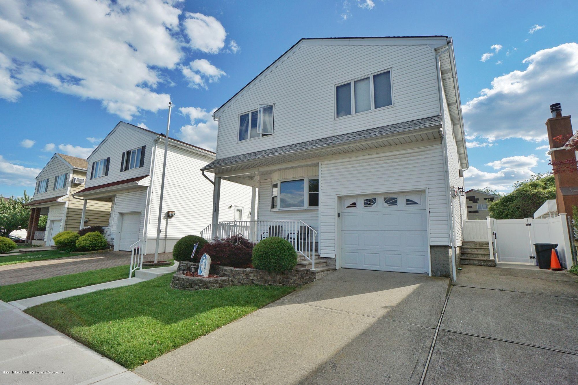 3 Bedrooms Duplex in Staten Island, NY, United States for sale (10993612)