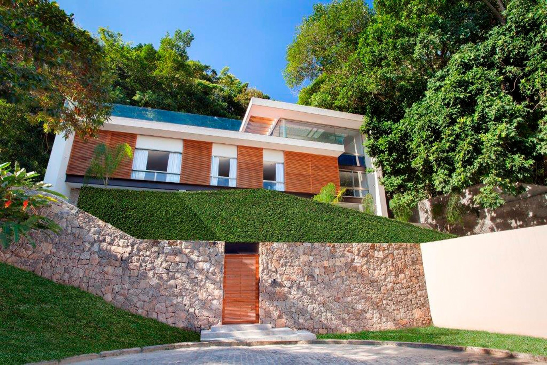 Rio523 House For Sale In Jardim Botânico In Rio De Janeiro, Brazil For