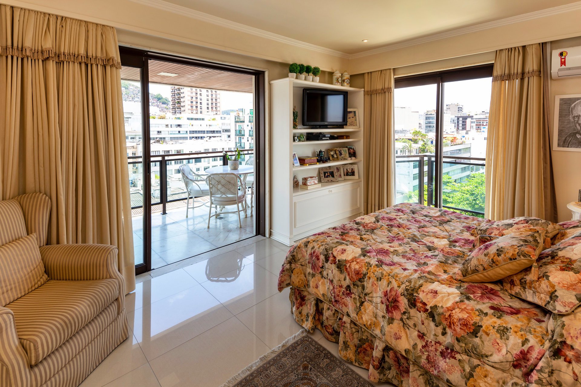 Sale Apartment Rio De Janeiro (Ipanema) In Ipanema, Rio De Janeiro