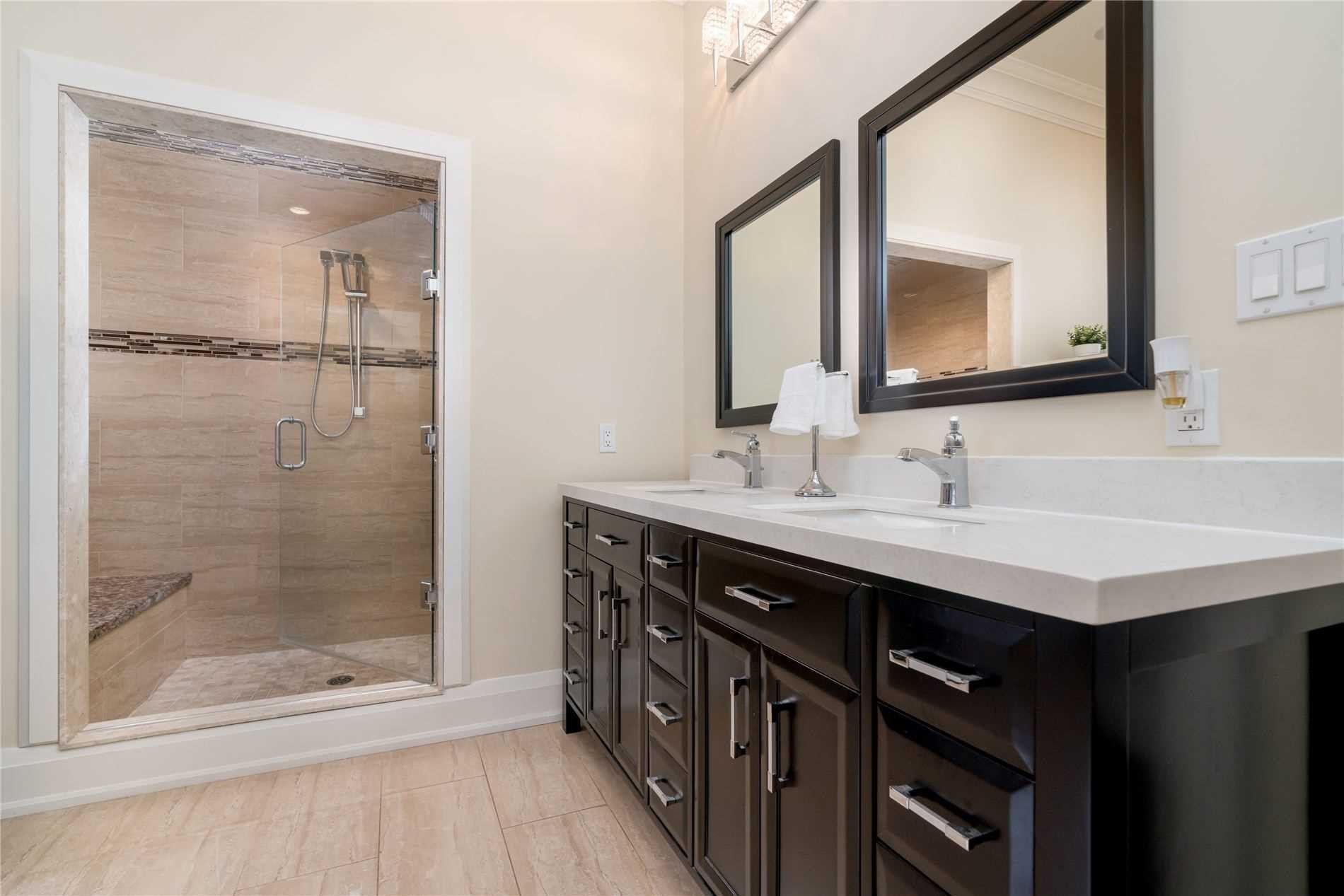 Luxury Fine Home in Burlington, Canada for sale (10996323)