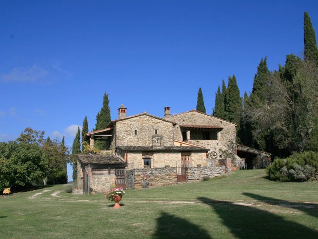 Luxury homes with terrace for sale in Castelluccio, Tuscany, Italy ...