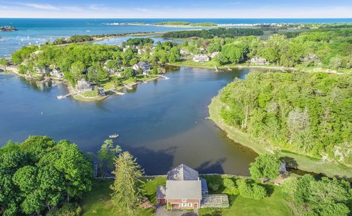 70 Black Horse Lane in Cohasset, MA, United States for sale (10997137)