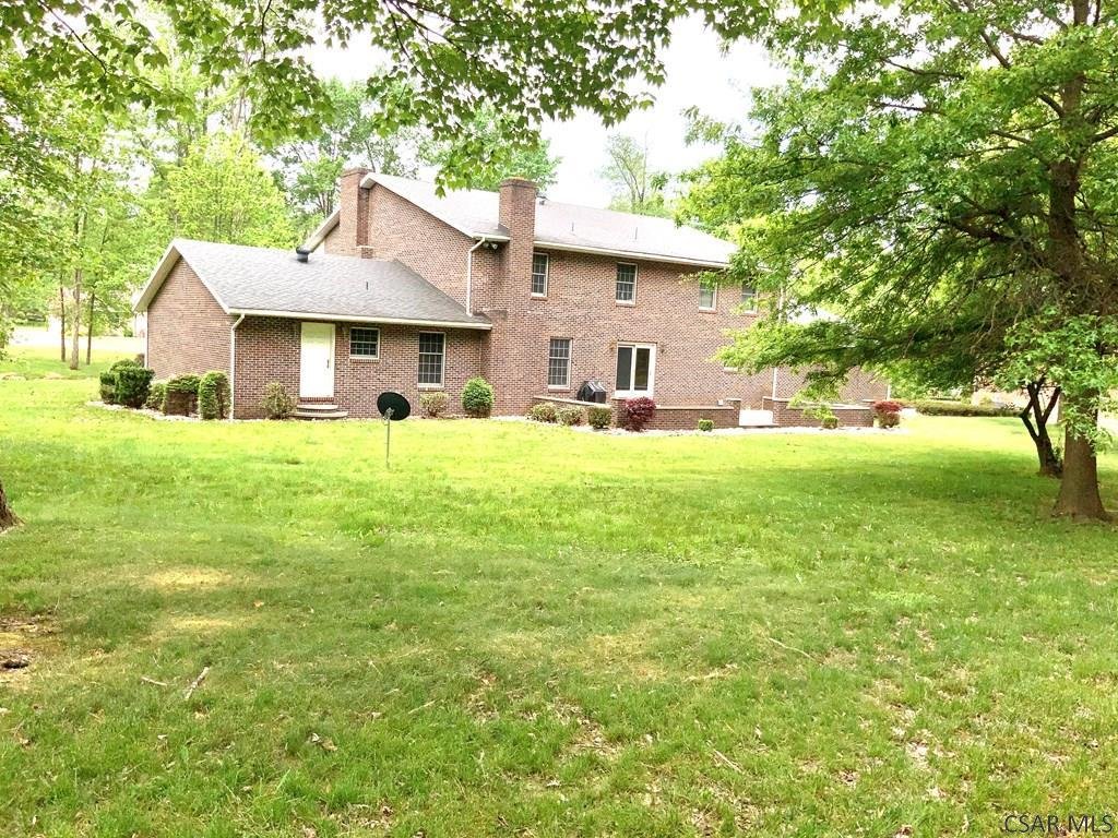 4 Bedrooms Single Family Detached In Johnstown, Pa, United States For