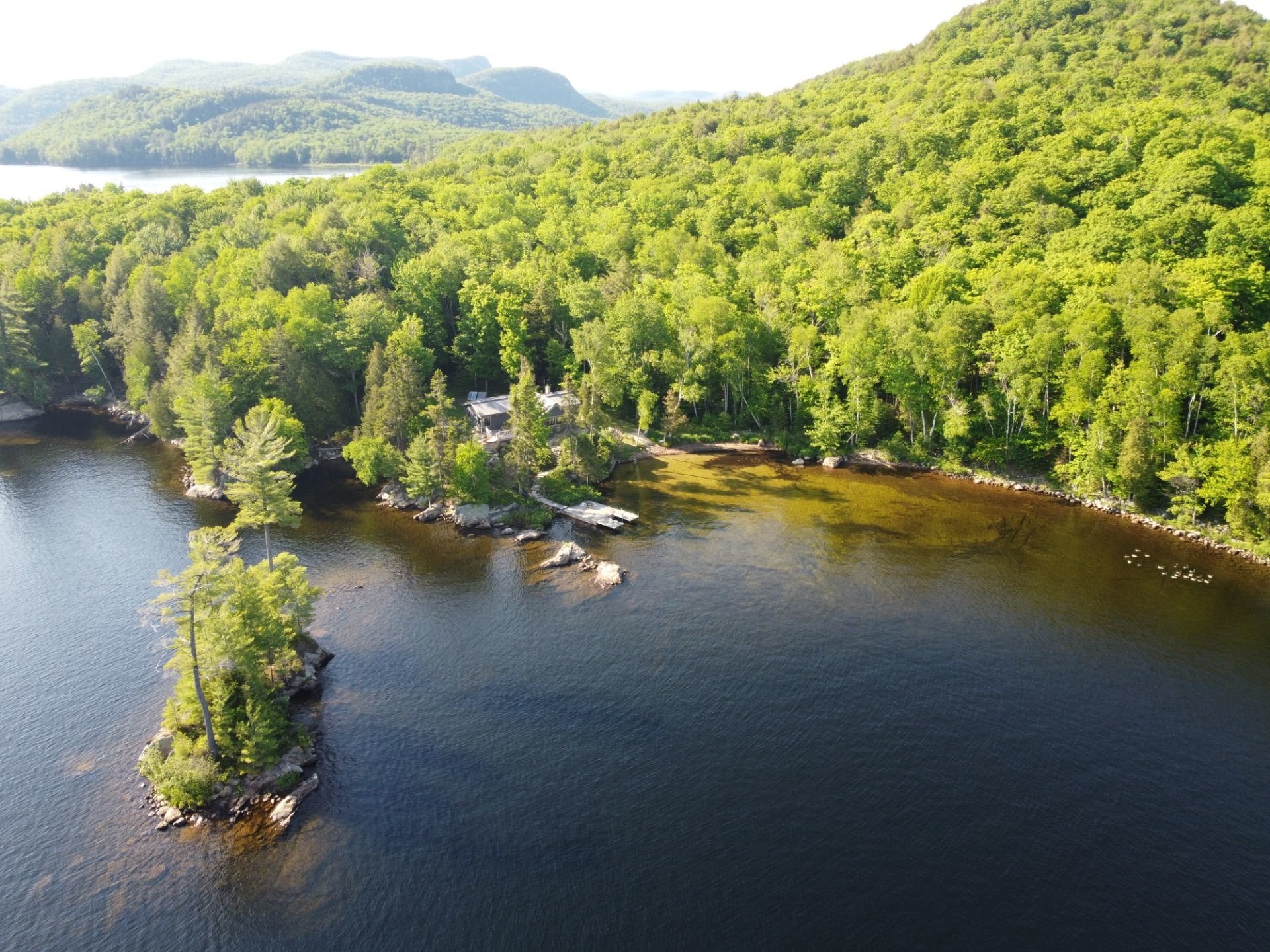 Bord du Lac Tremblant Lac Tremblant waterfront in LacTremblantNord