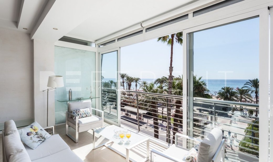 Alicante Flat In Alicante, Valencian Community, Spain For Sale (11010183)