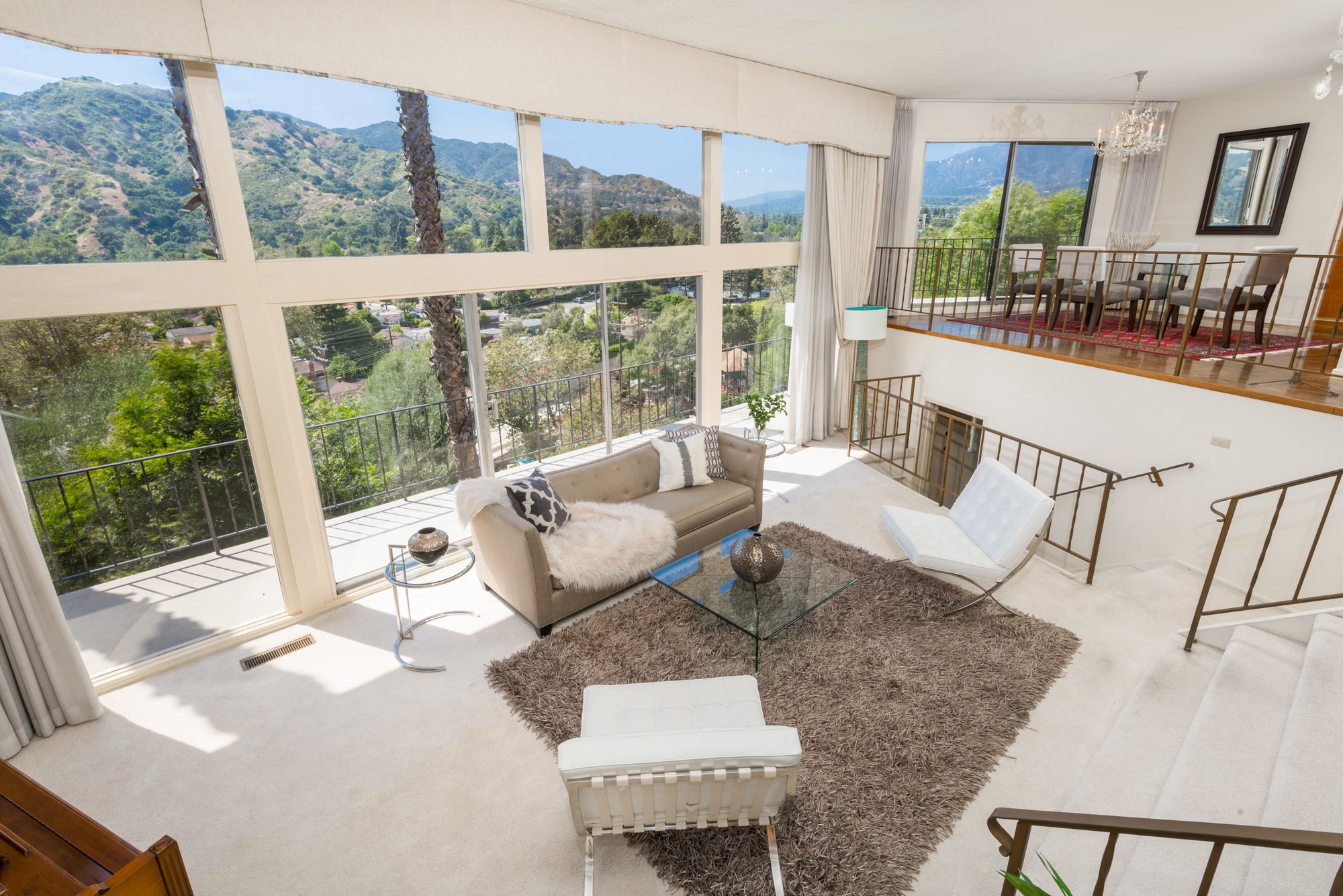 Mid Century Modern Glendale Home in Glendale, CA, United States for