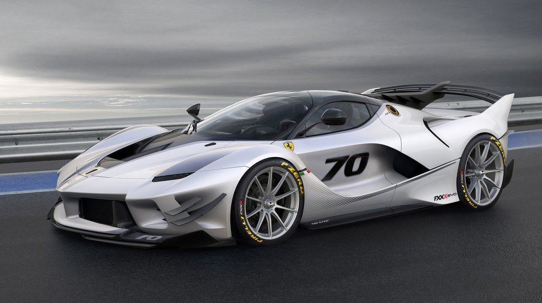 2016 Ferrari FXX-K  in Barcelona, Spain 1 - 10796749