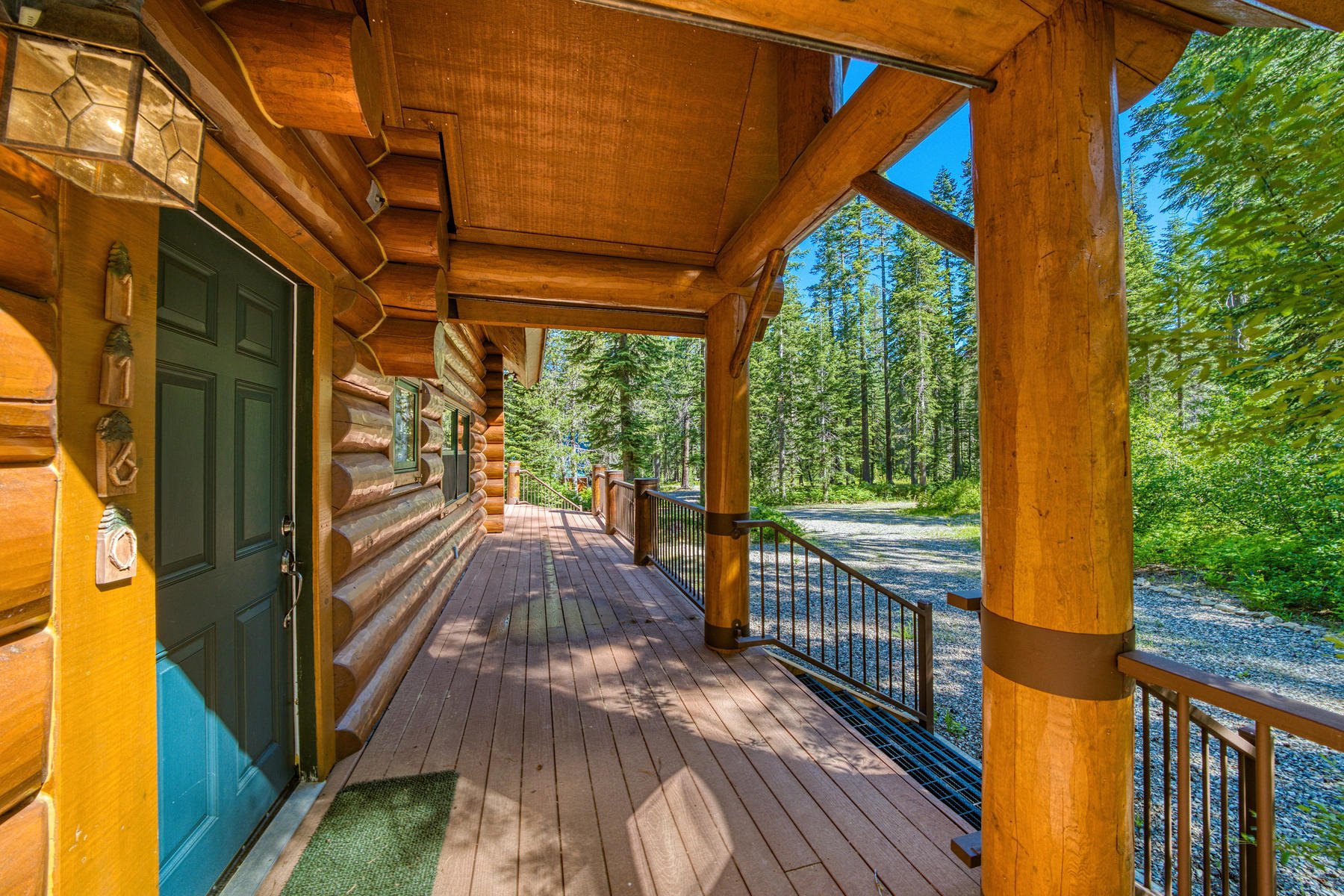 Custom Bucks Lake Retreat in Bucks Lake, CA, United States for sale